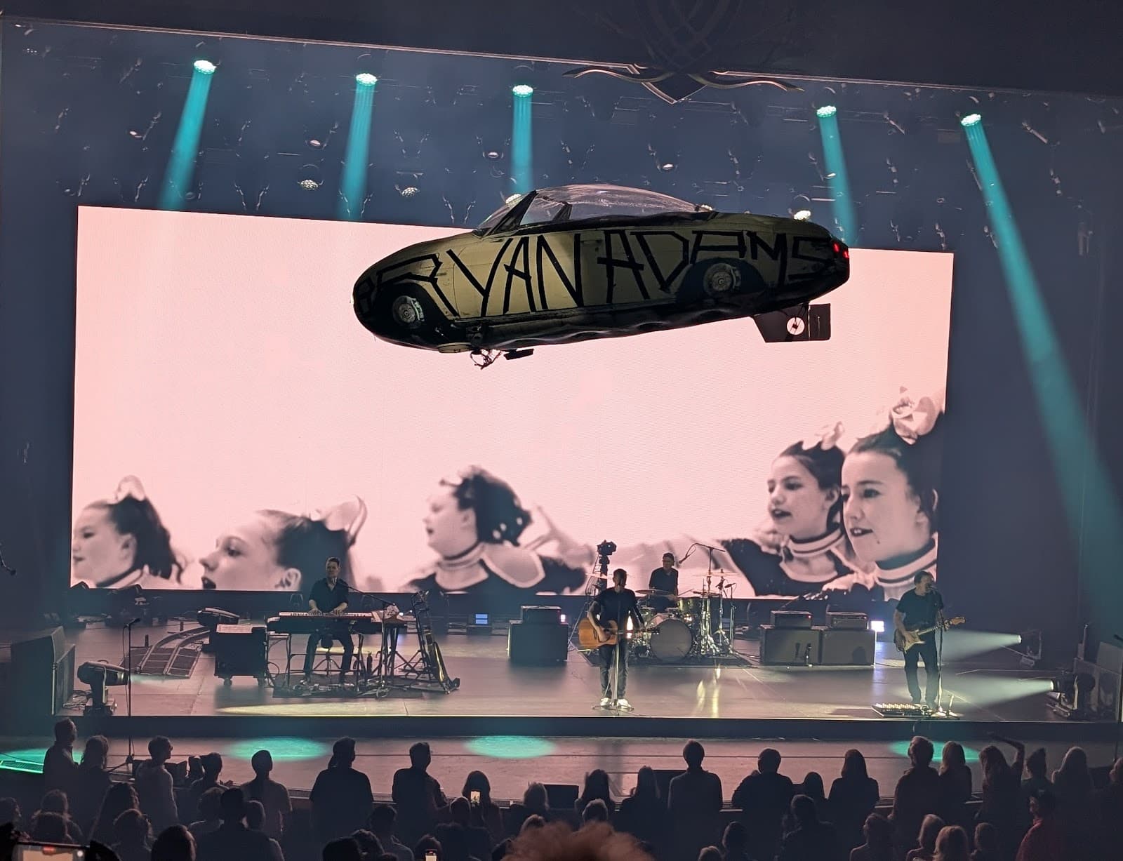 Encore Theater - Image 3