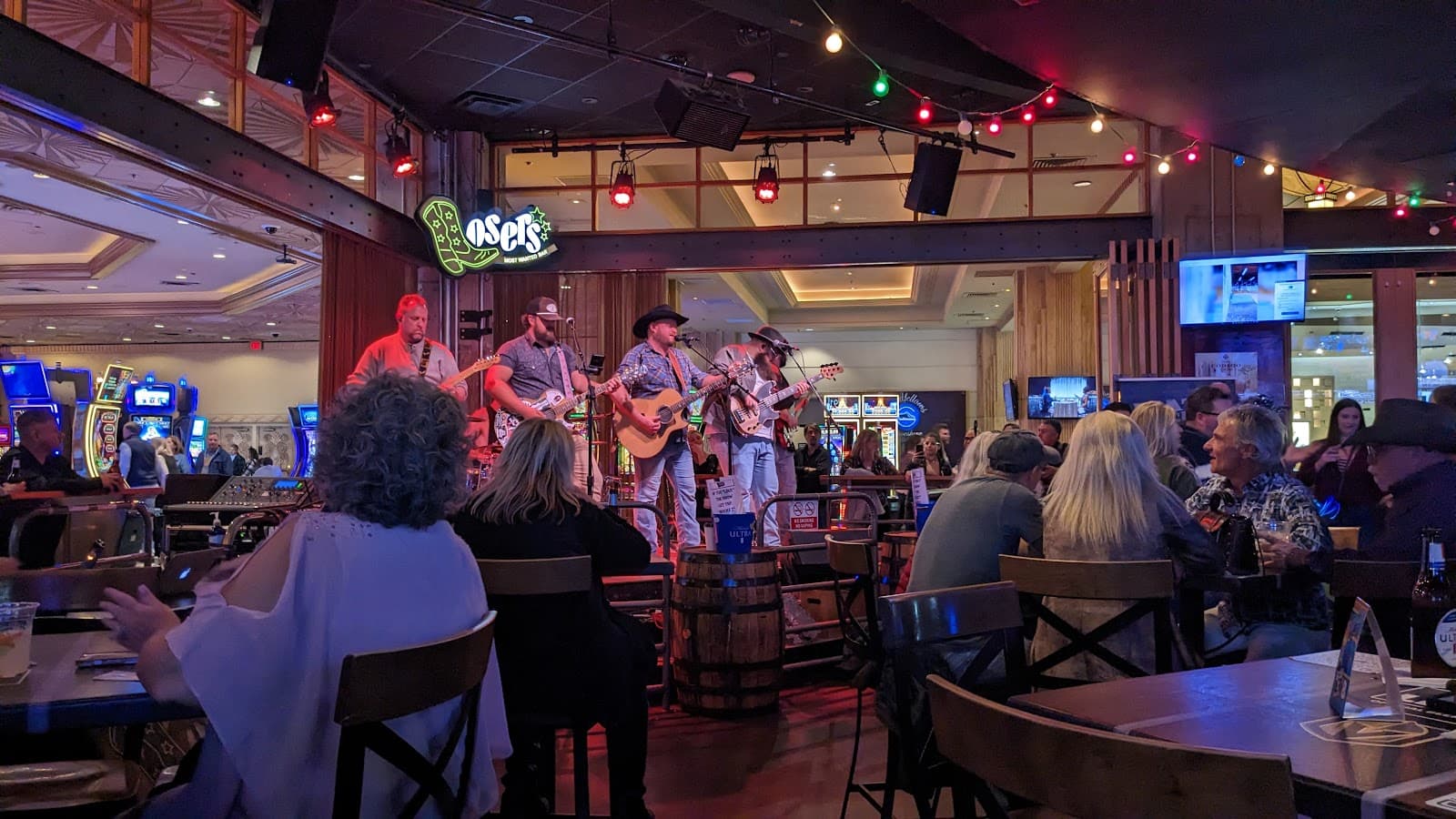 Losers Bar - Image 3