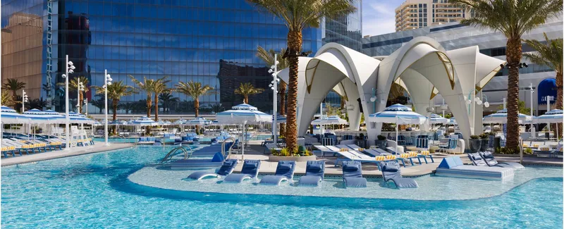 Fontainebleau Las Vegas Pool