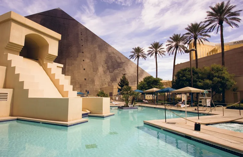 Luxor Pool - Image 5