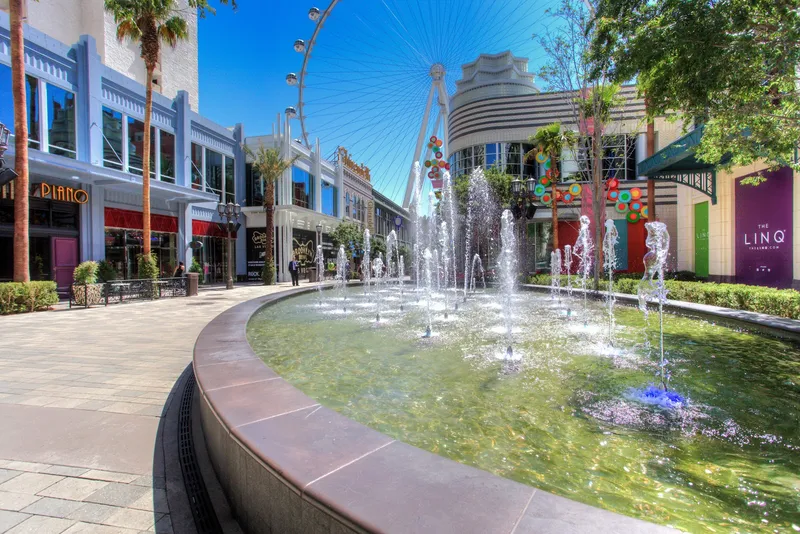 The LINQ Hotel & Casino Pool