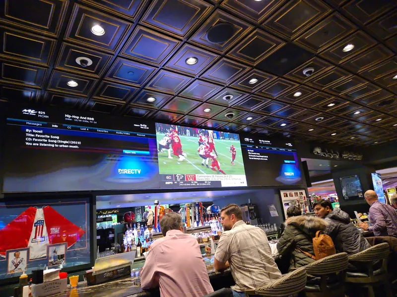 Golden Circle Sportsbook & Bar - Image 3